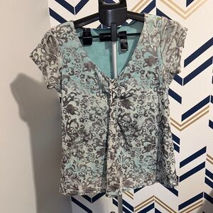 Axcess Short Sleeve V-Neck Top - Gray and Blue